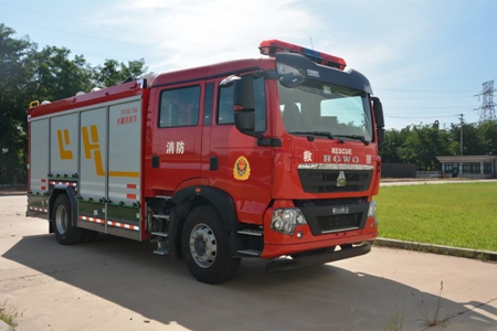 6噸水罐消防車（chē）（豪沃）